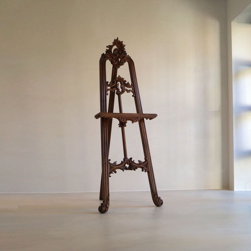 English Victorian Wooden artist's easel, 1910s - 1920s