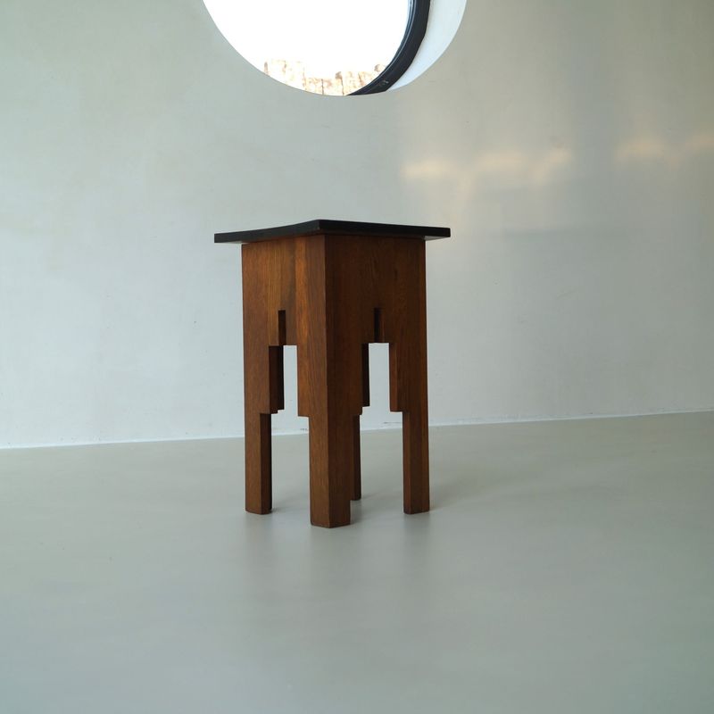 Dutch Art Deco Modernist end table or bedside, 1920s