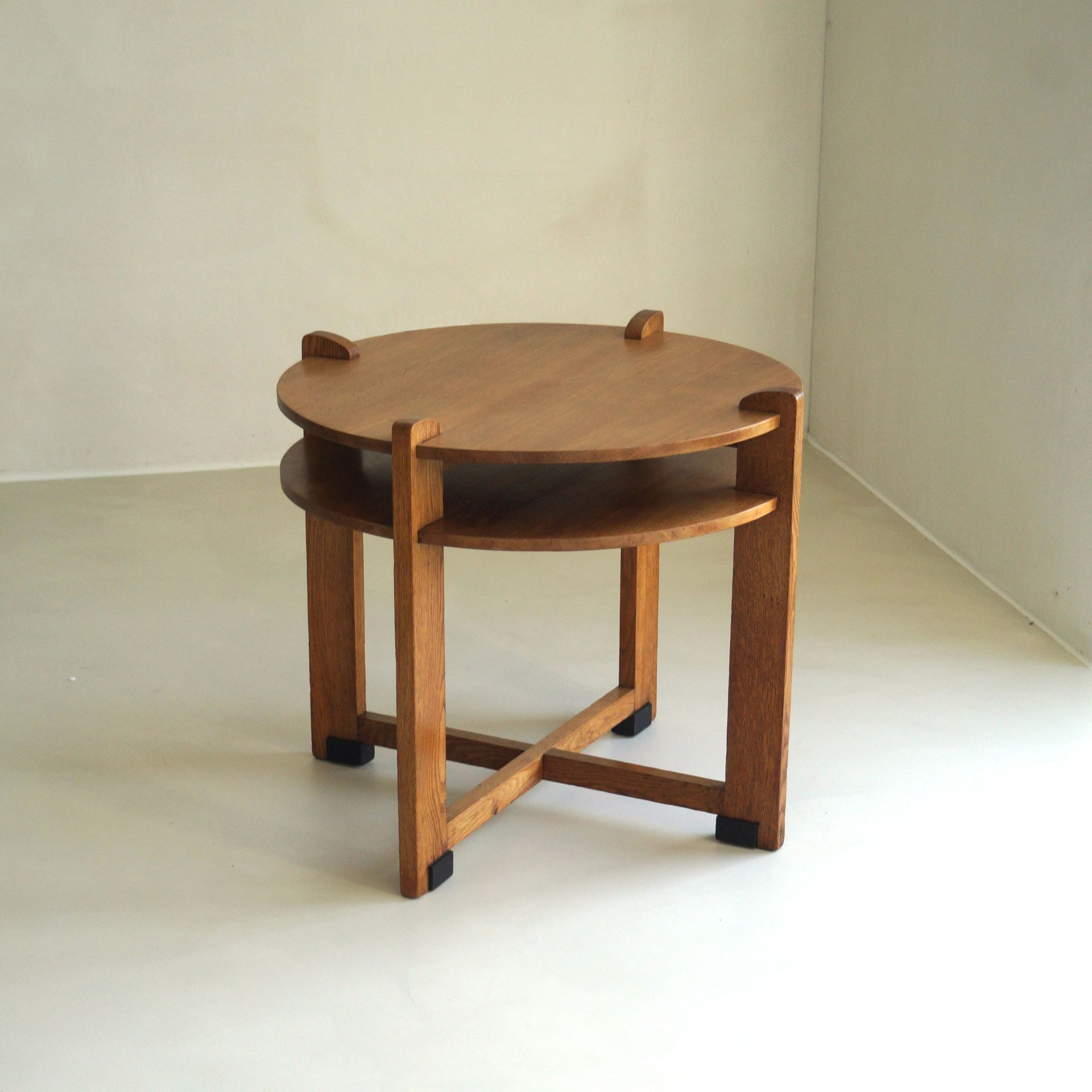 Dutch Art Deco Haagse School coffee table by Jan den Drijver for ''De Stijl'', 1930s