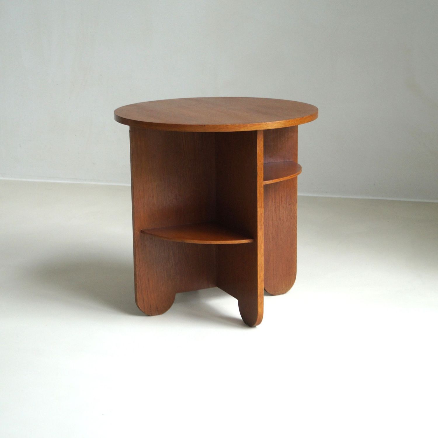 Dutch Art Deco modernist occasional  table attr. to Cor Alons for C. den Boer