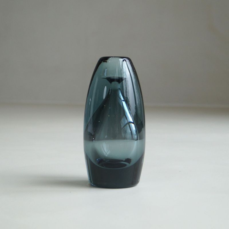 A.D. Copier vase with decanter silhouet , model 0801, 1974