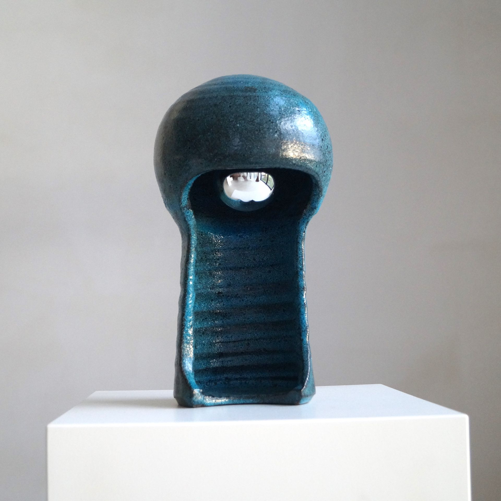 Vintage ceramic Space Age inspired  tablelamp, 1970s