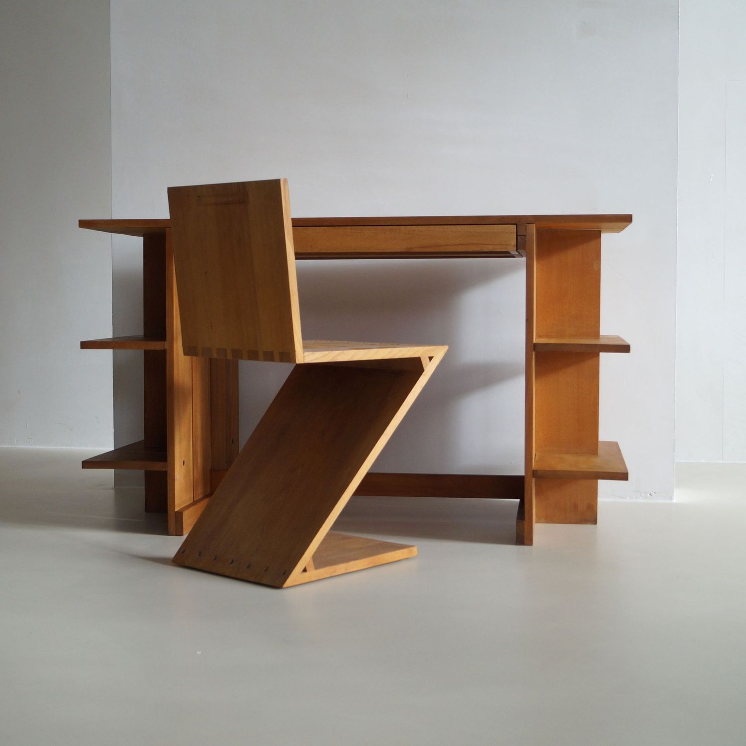 A Gerrit Rietveld crate desk, manufactured by Cassina, 1970s