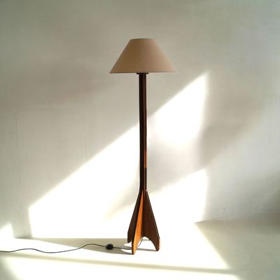 Dutch Art Deco modernist floor lamp, 1920s Dutch Art Deco modernist floor lamp, 1920s