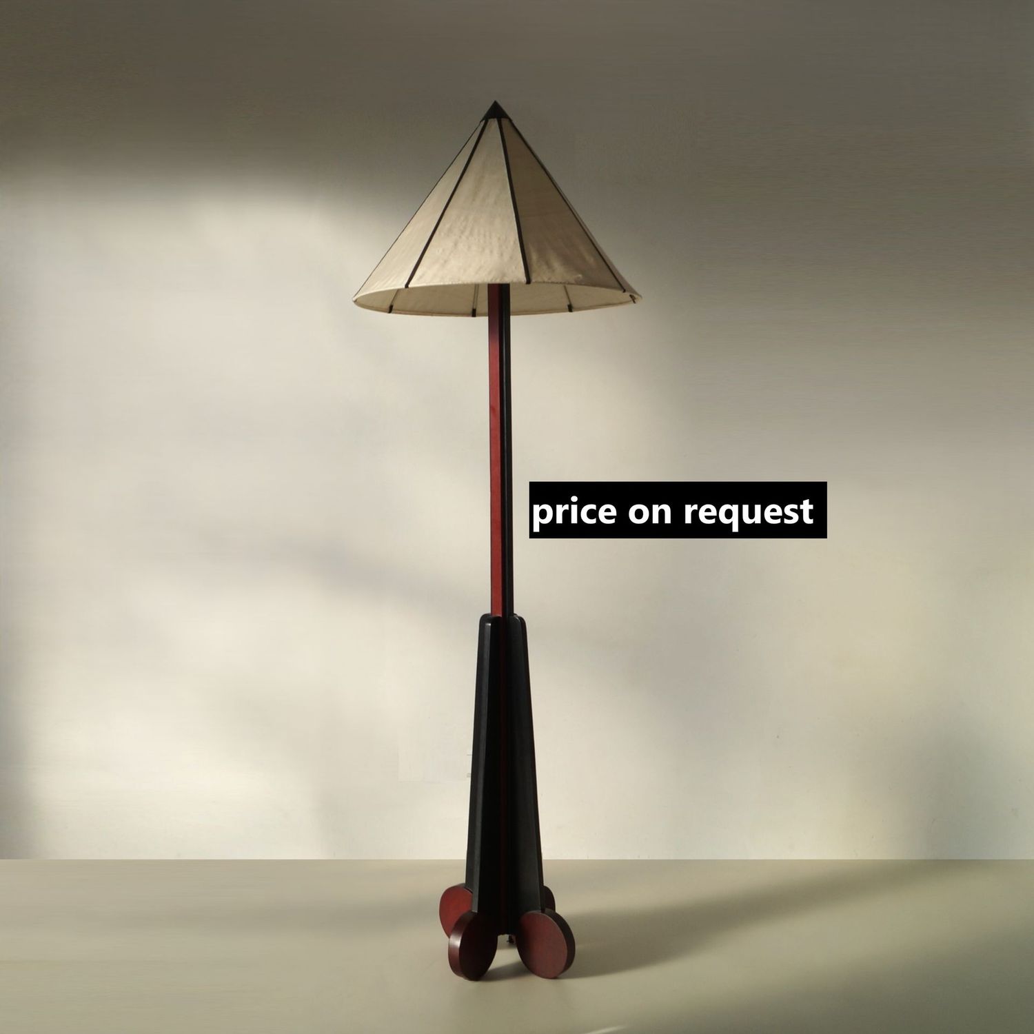 On Hold: Dutch Art Deco modernist red and black floor lamp, 1920s (price on request)