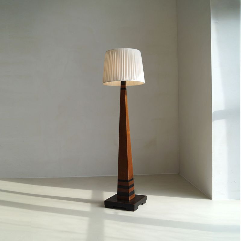 Dutch Art Deco Modernist and Cubist floorlamp, 1920s