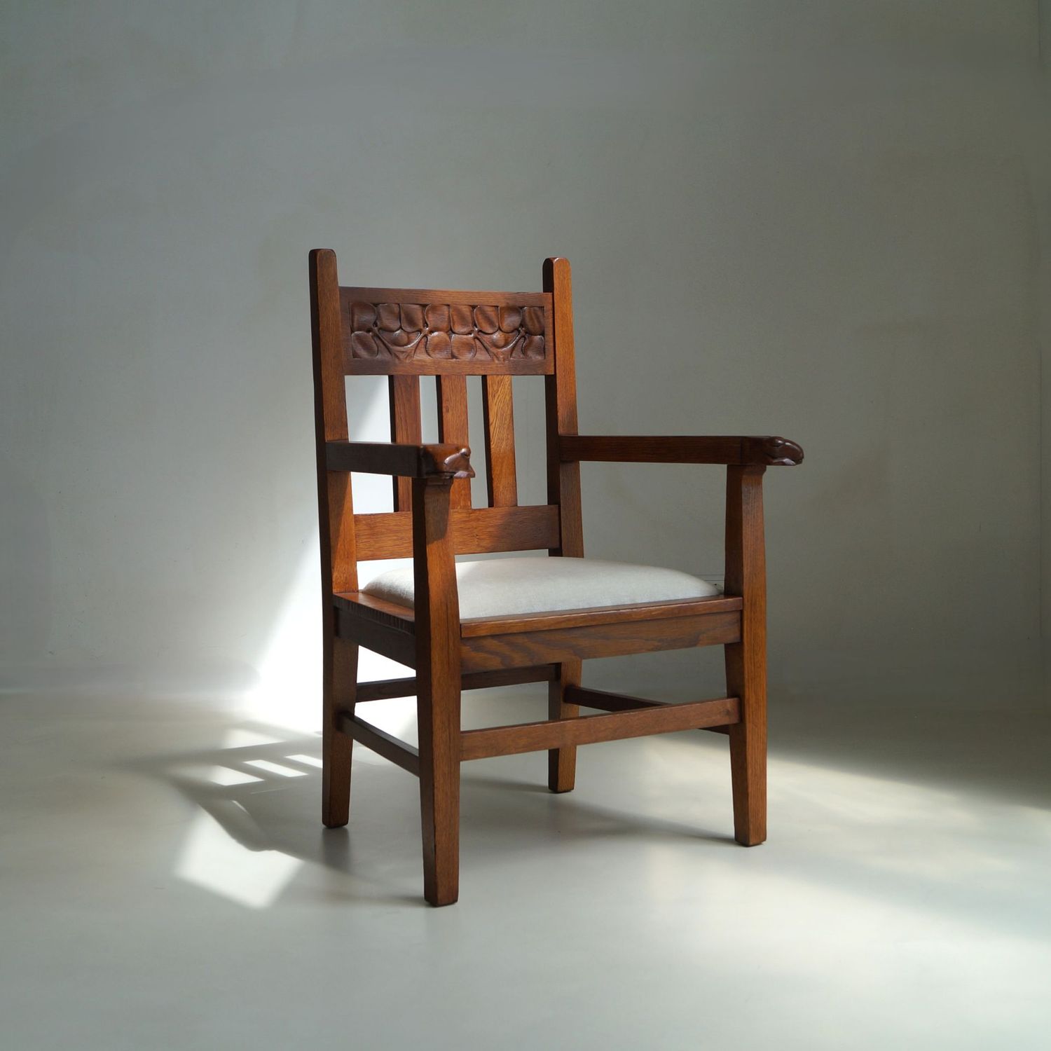 Dutch Nieuwe Kunst armchair with salamanders and cloves, Kobus de Graaff