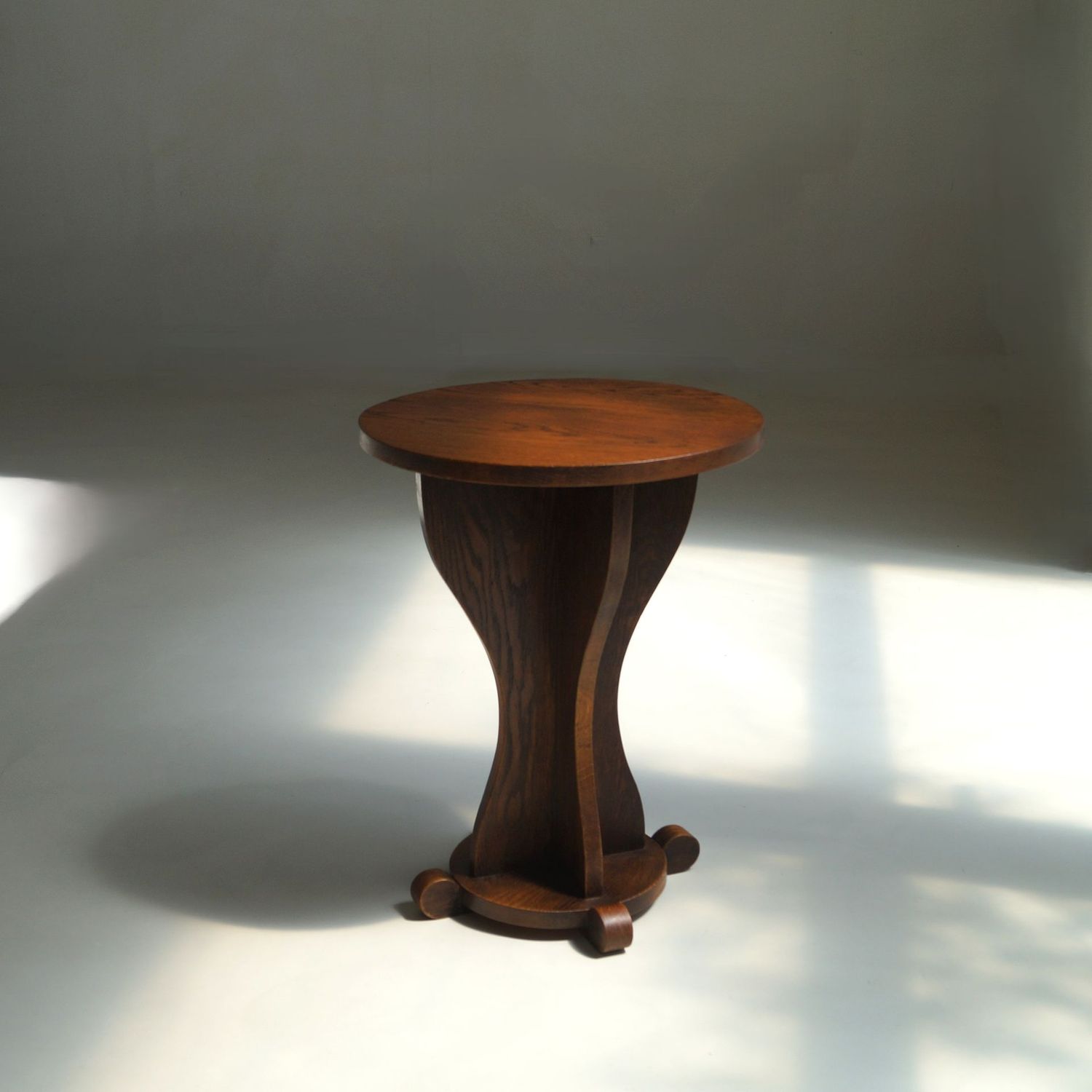 Dutch Art Deco Amsterdam School accent table, 1920s