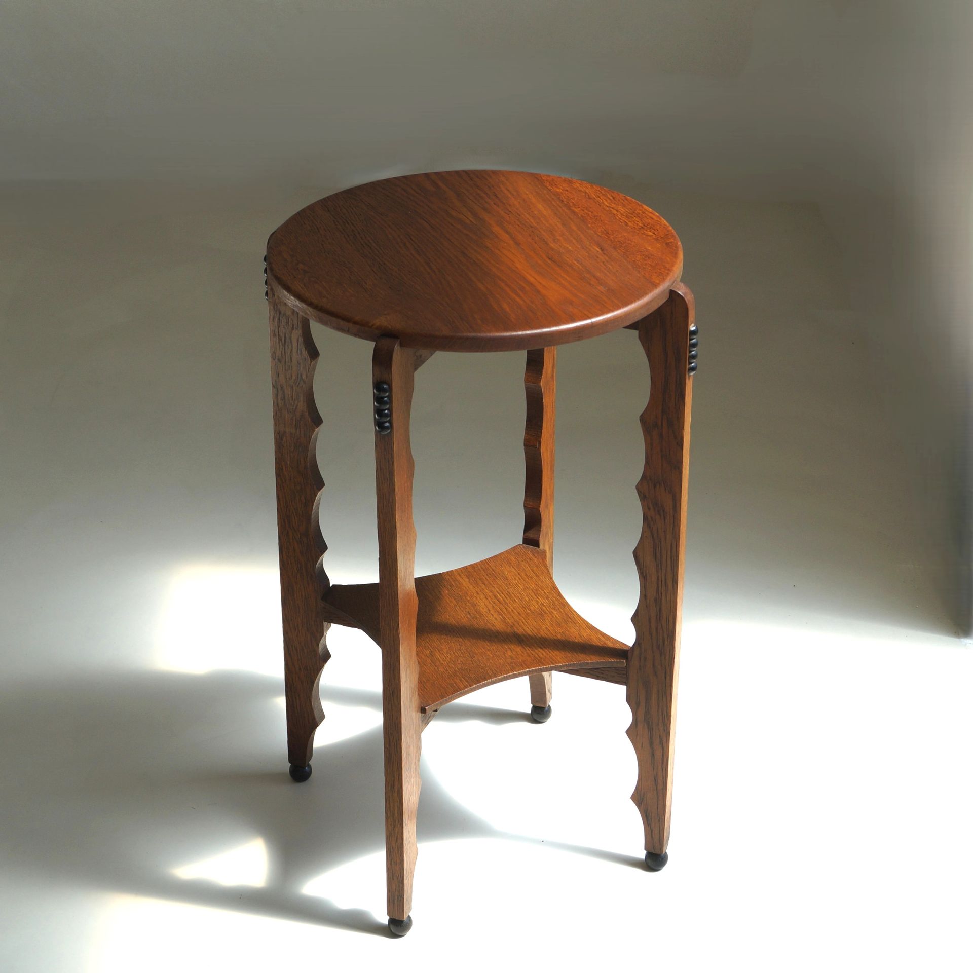 Dutch Art Deco Amsterdam School pedestal table, 1920s