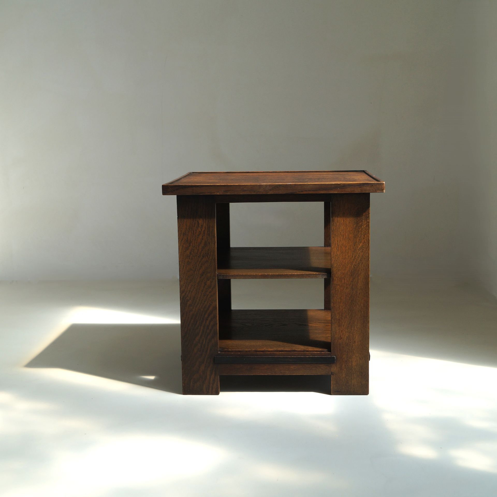 Dutch Art Deco / Hague School Oak Side Table by L.O.V. Oosterbeek, 1920s
