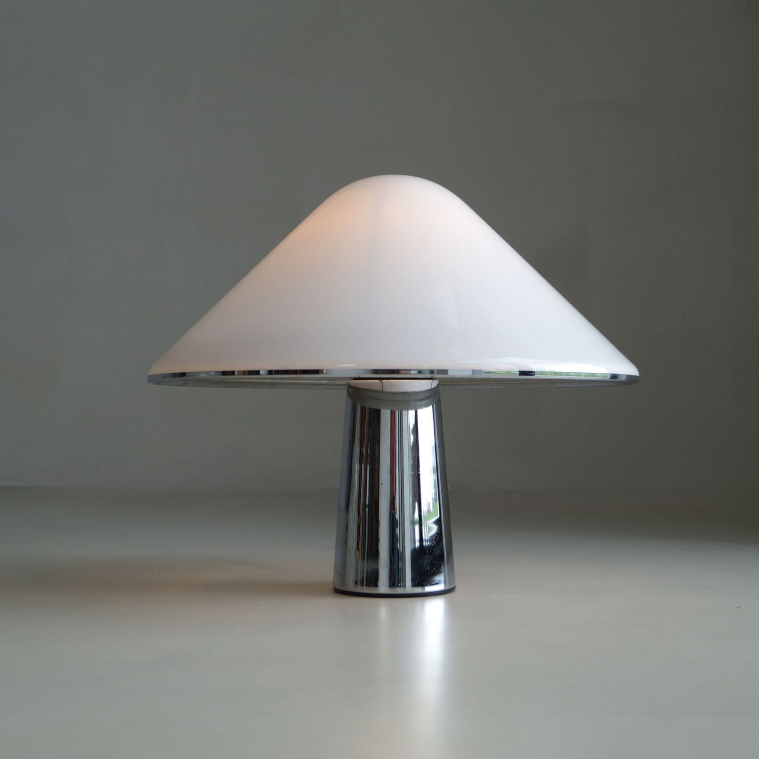 Large Elpis tablelamp by Harvey Guzzini for IGuzzini, 1970s