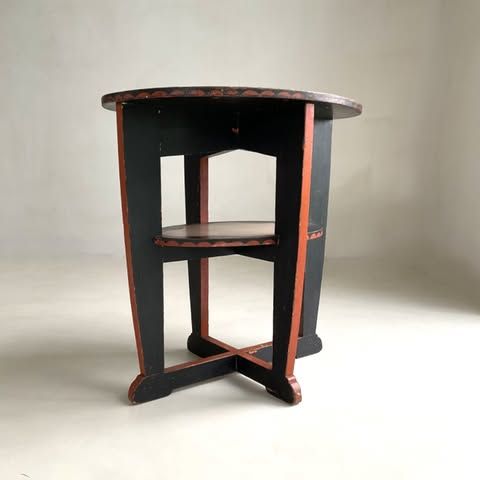 Dutch Art Deco Amsterdam School oval top table with original paintwork,  c. 1925