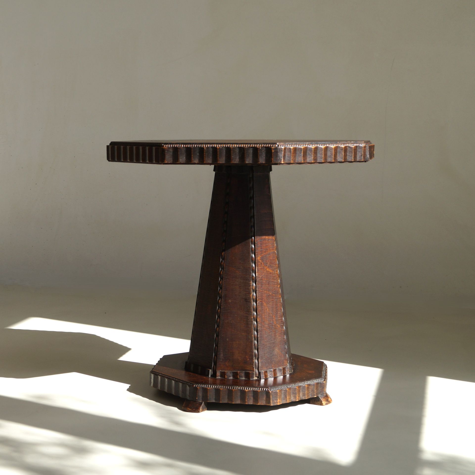 Dutch Art Deco Octagonal Amsterdam School table with a sculptural design, 1920s