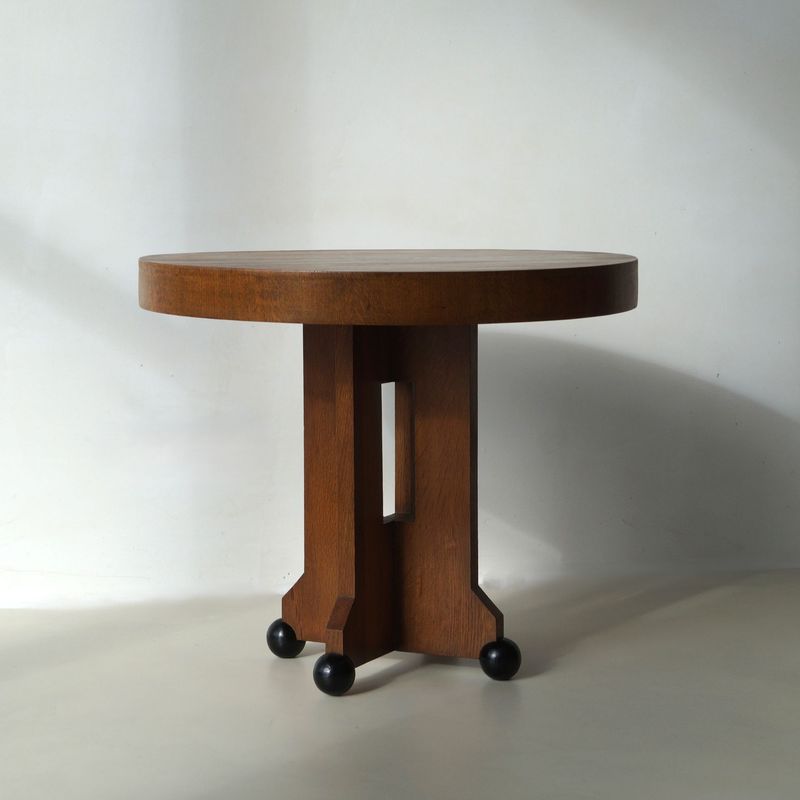 Dutch Art Deco modernist coffee table on ball feet, 1920s
