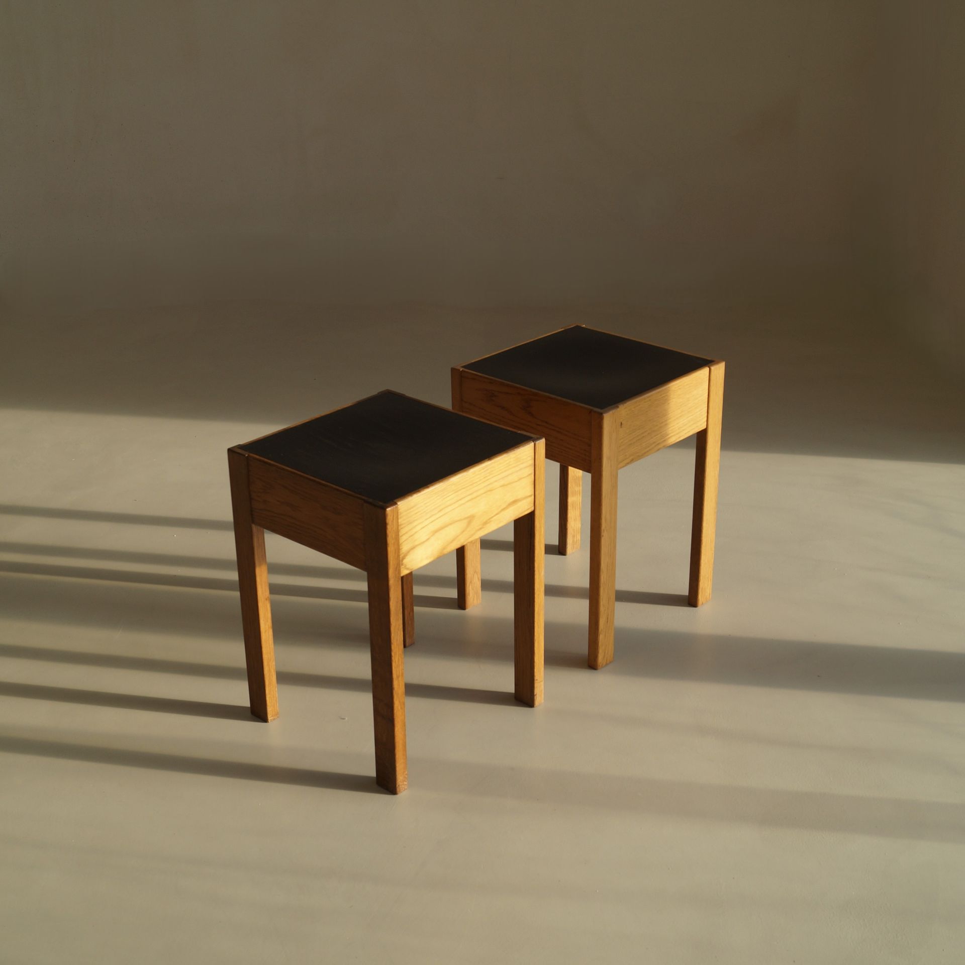 Set of 'Berlage' stools for Kunstmuseum Den Haag, H.H. van Zeggeren, 1935