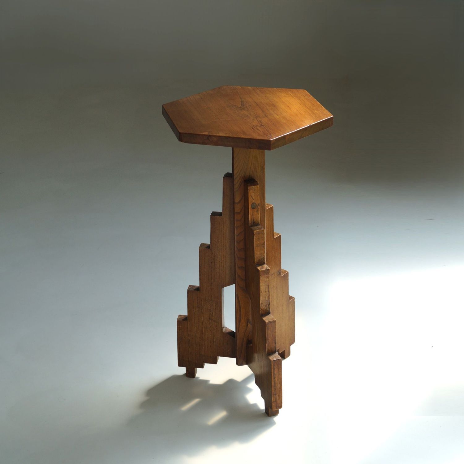 Dutch Art Deco hexagonal modernist pedestal, 1920s Dutch Art Deco hexagonal modernist pedestal, 1920s
