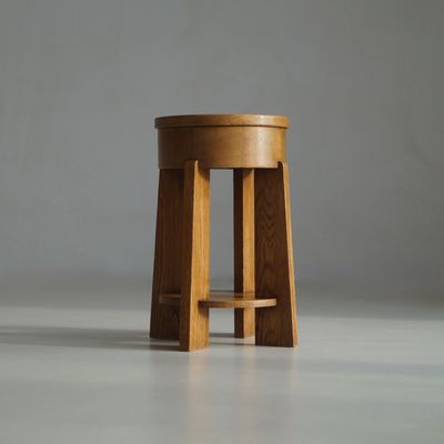 Dutch Art Deco The Hague School solid oak accent table, 1920s