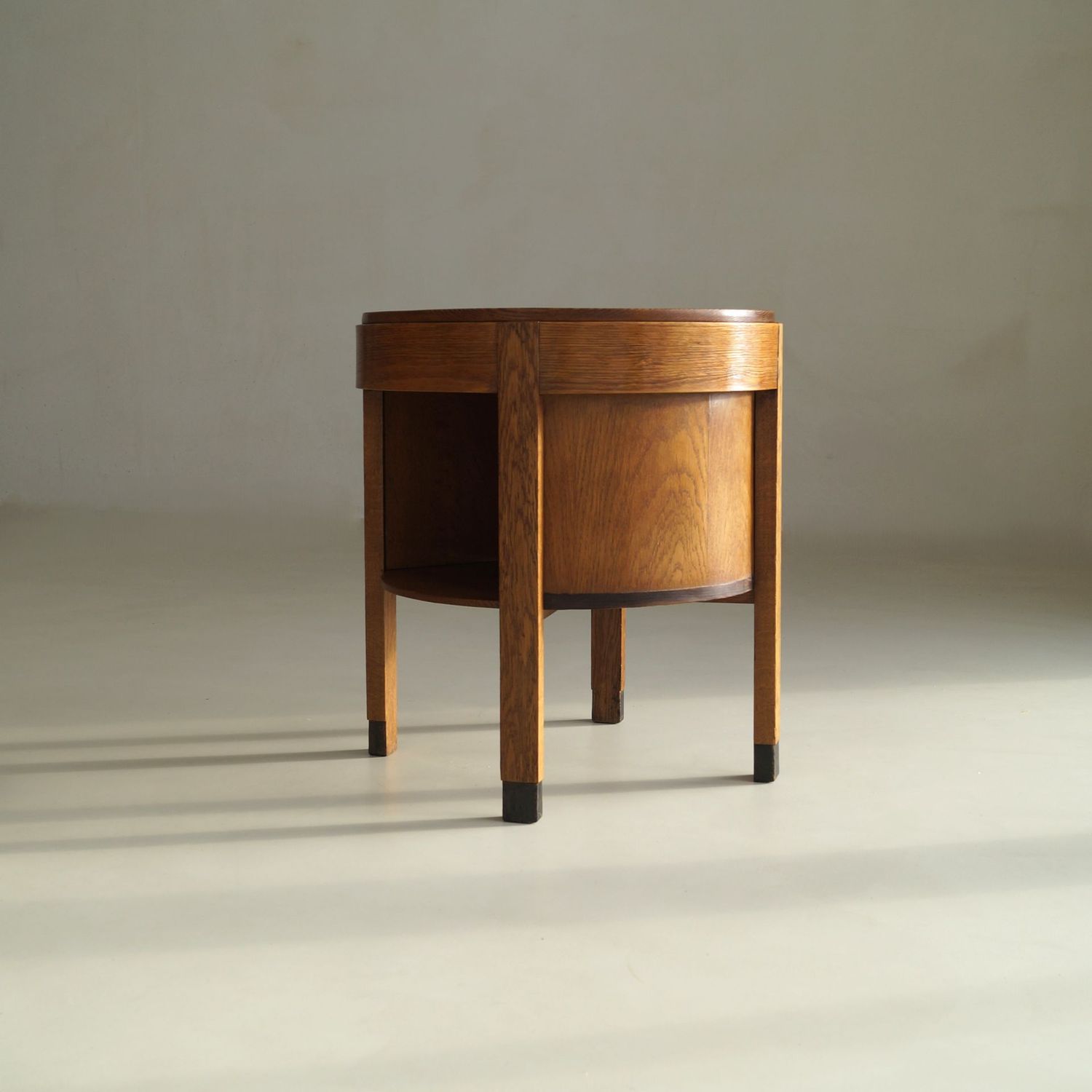 Dutch Art Deco The Hague School oak accent table with storage, 1920s