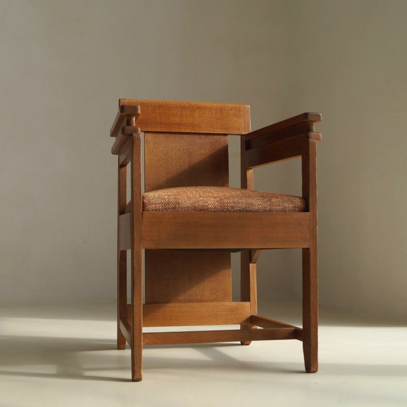 Dutch Art Deco Modernist/Hague School armchair, 1920s