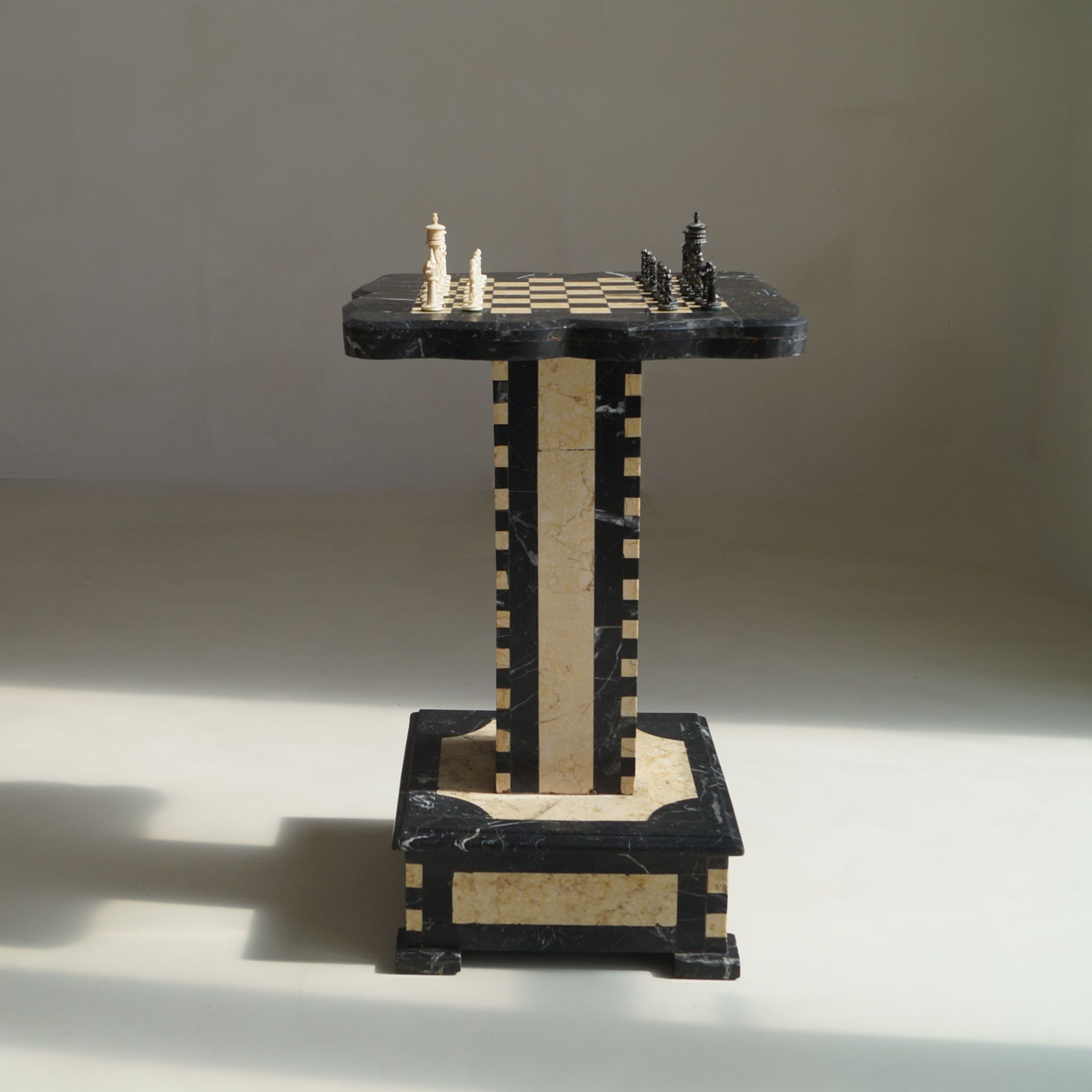 Belgian Art Deco Chess Table in Black and Honey-Toned Marble, 1920s