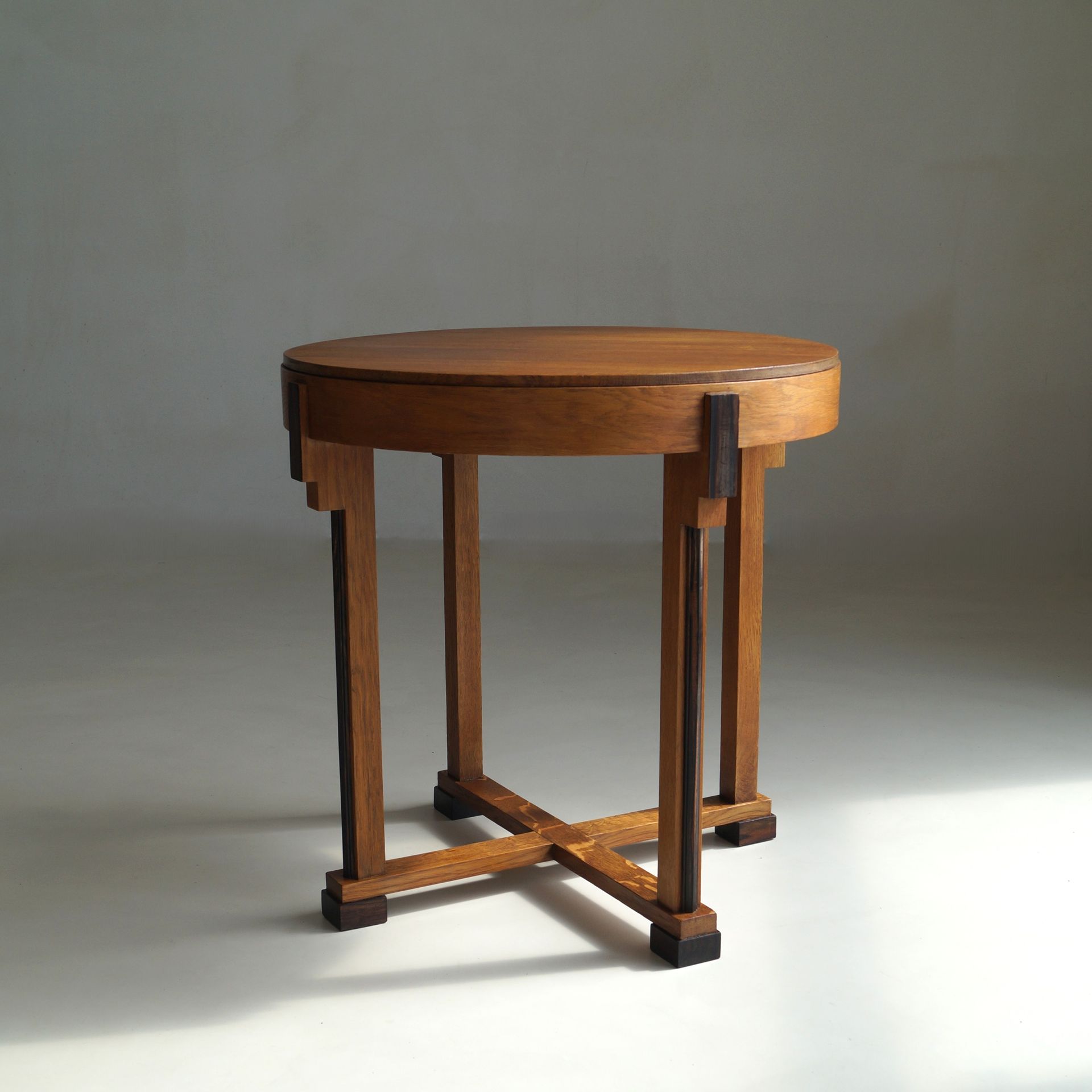 Dutch Art Deco Modernist side table with macassar ebony details, 1920s