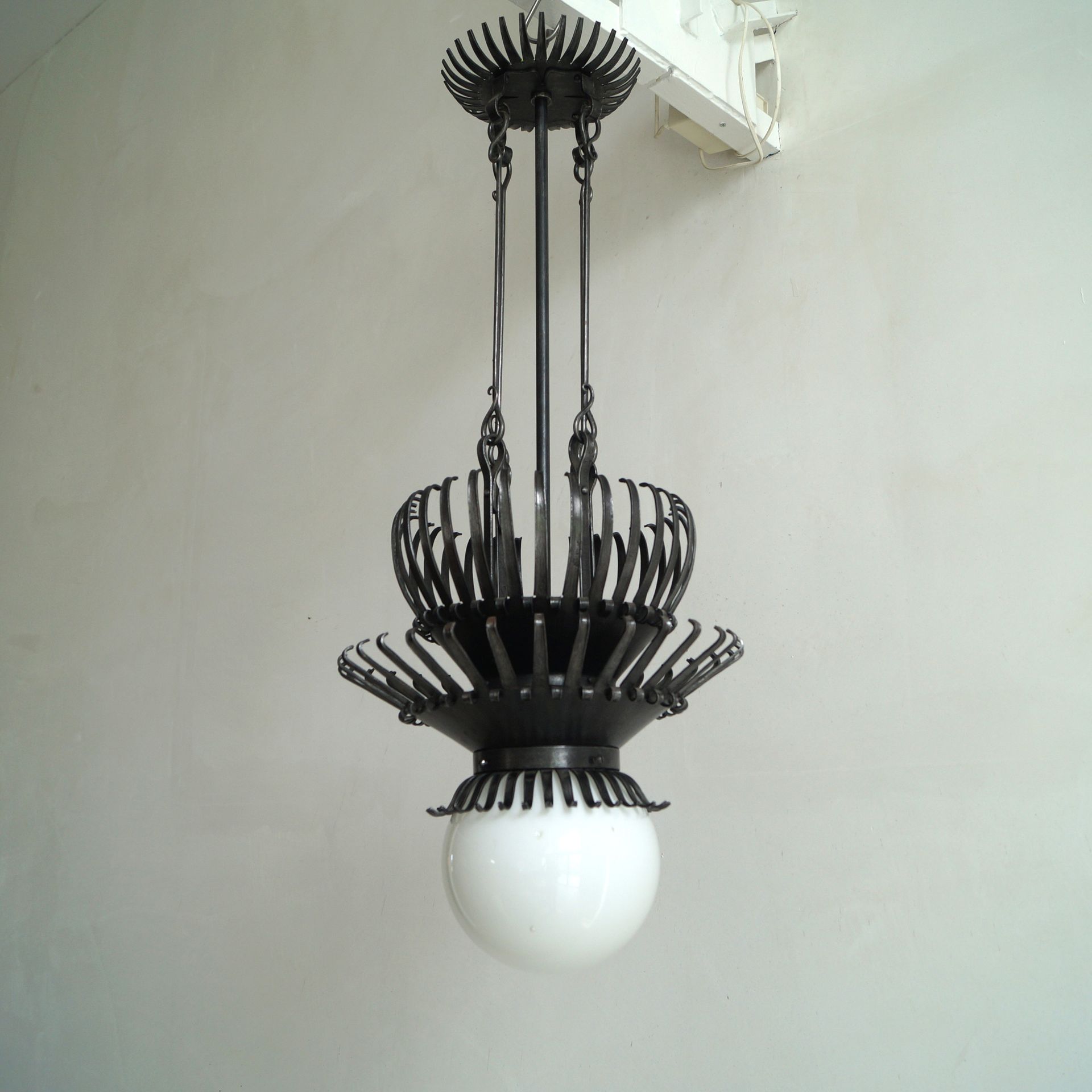 Dutch Art Deco Amsterdam School wrought iron 'Jellyfish' pendant lamp, 1920s