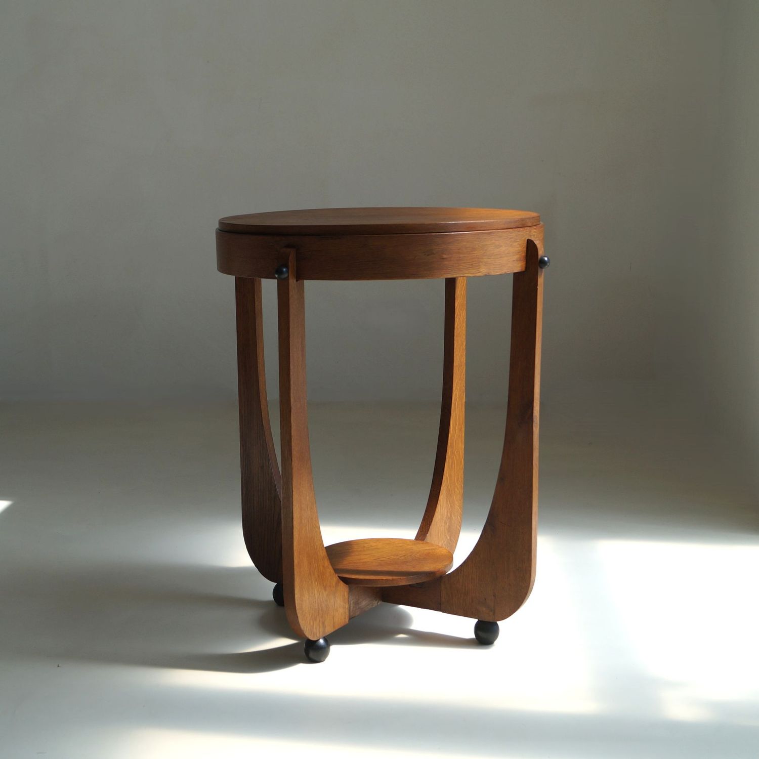 Amsterdam School Side Table on ball feet, by Genneper Molen, 1920s Amsterdam School Side Table on ball feet, by Genneper Molen, 1920s
