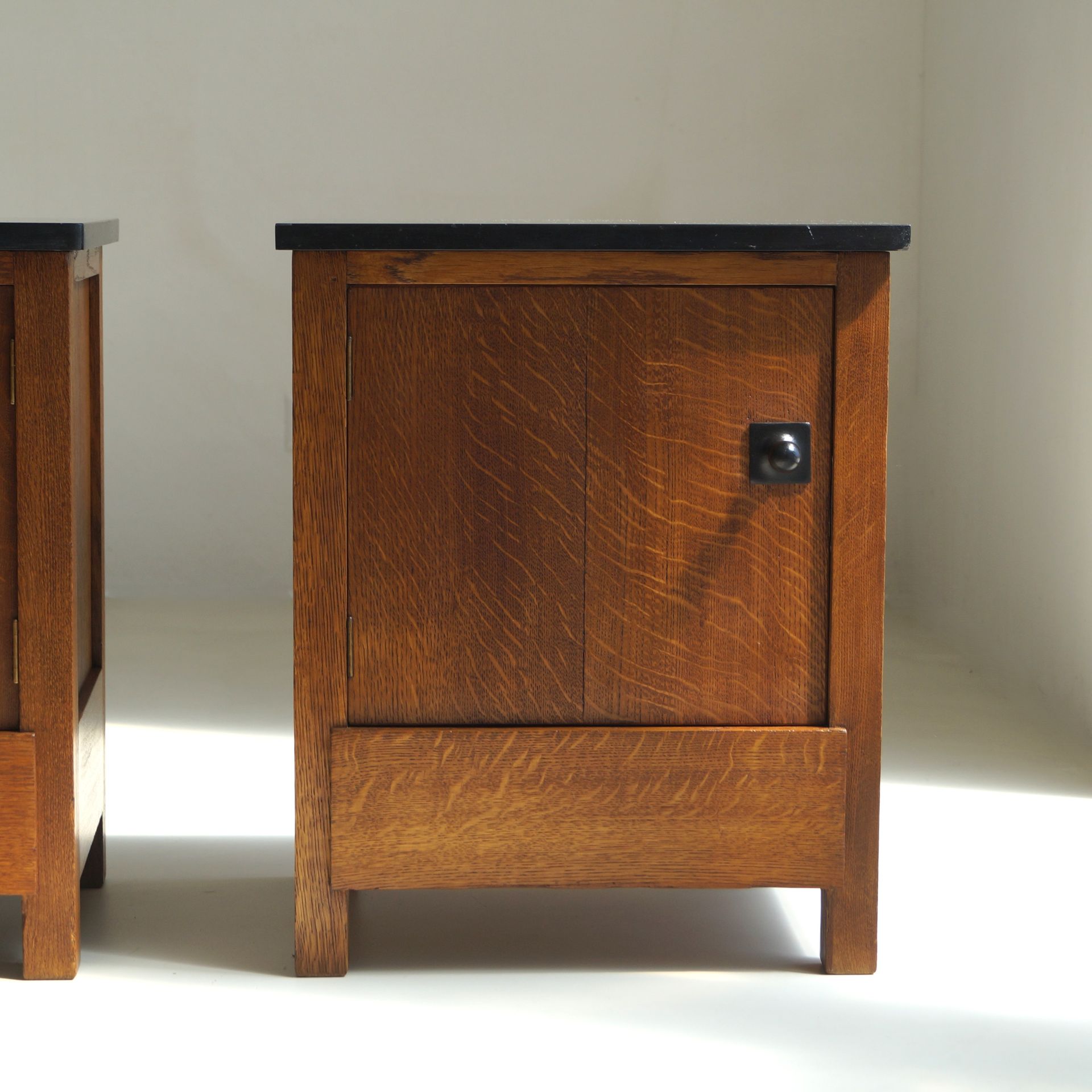 Pair of Dutch Art Deco Haagse School nightstands by Hendrik Wouda for Pander, 1920s
