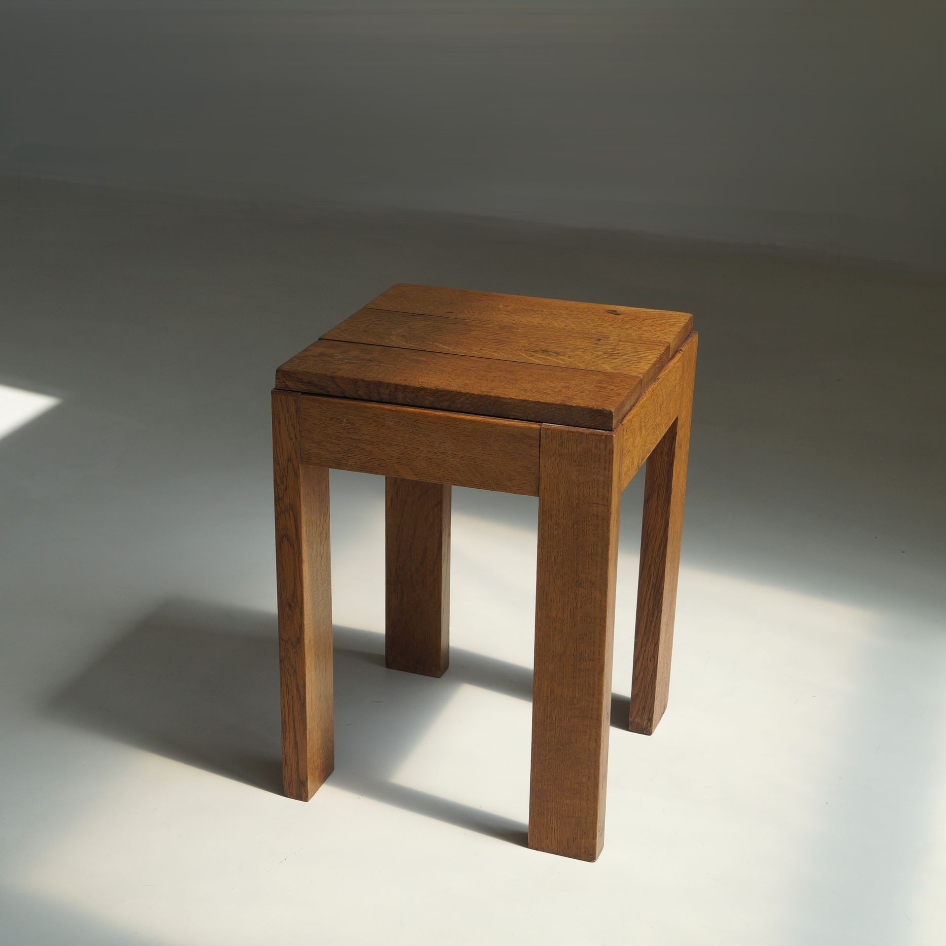 Dutch Art Deco modernist accent table, 1920s