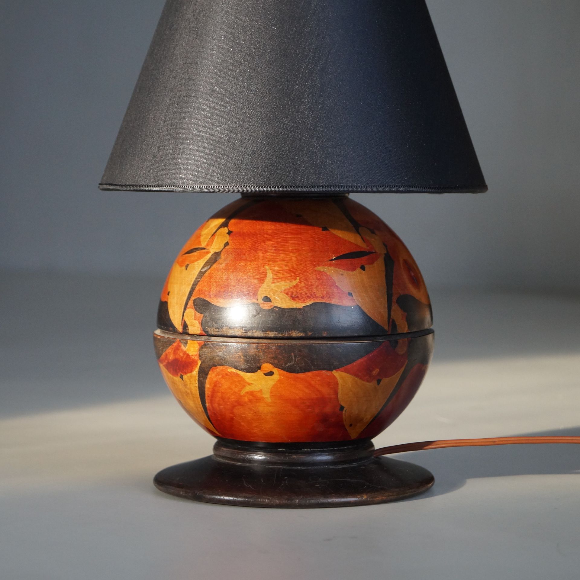 Dutch Amsterdam School batiked tablelamp by H.Steinpatz, 1920s