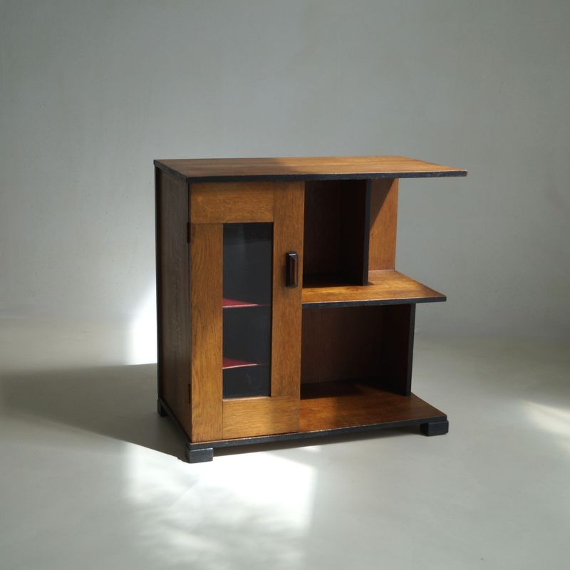 Dutch Art Deco Modernist tea cabinet, 1920s