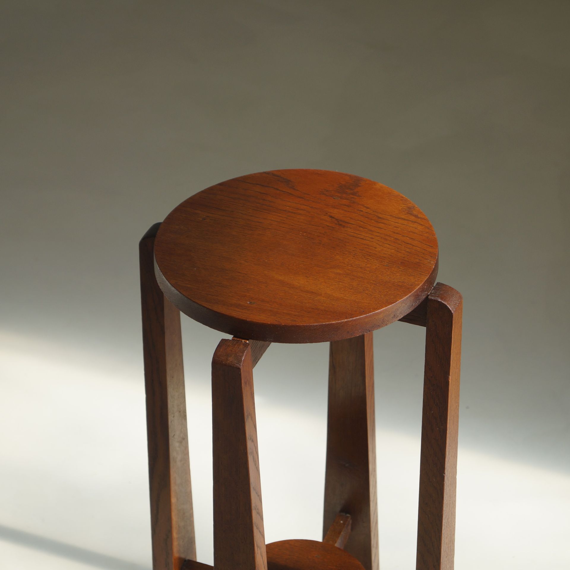 Elegant Dutch Art Deco Hague School Accent Table, 1920s