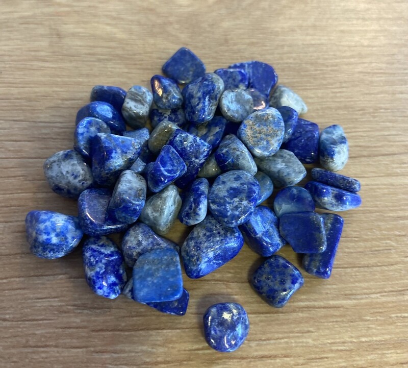 Lapis Lazuli chips (10)