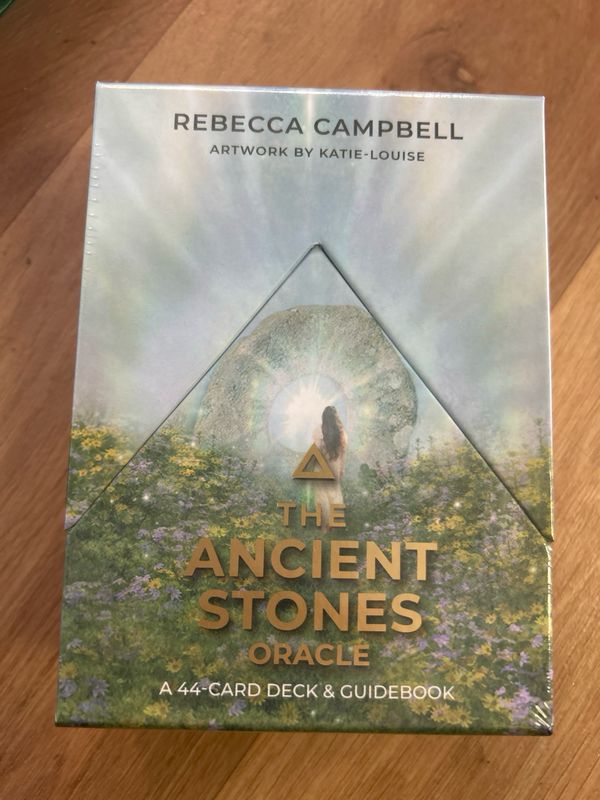 The Ancient Stones Oracle