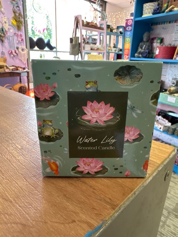 Water Lily Scented Candle 