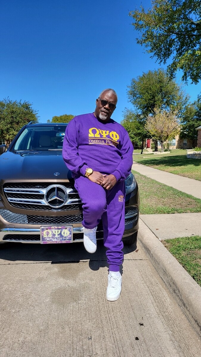 Omega Psi Phi Sweatsuit (Purple)