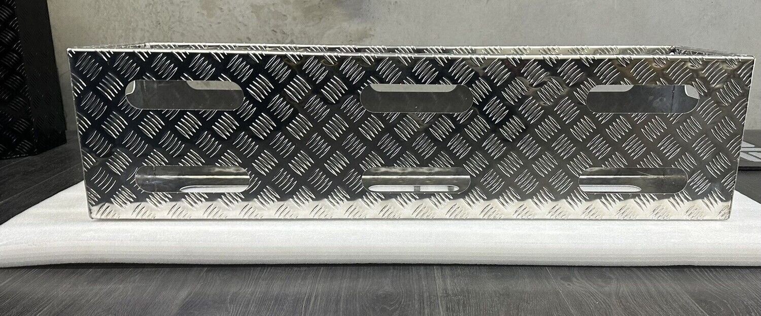 Aluminium Checker Plate Wood 1180 L X 300 X300