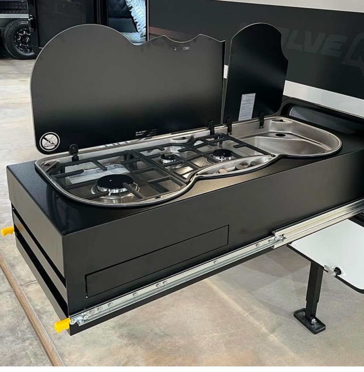 Theftford kitchen slider