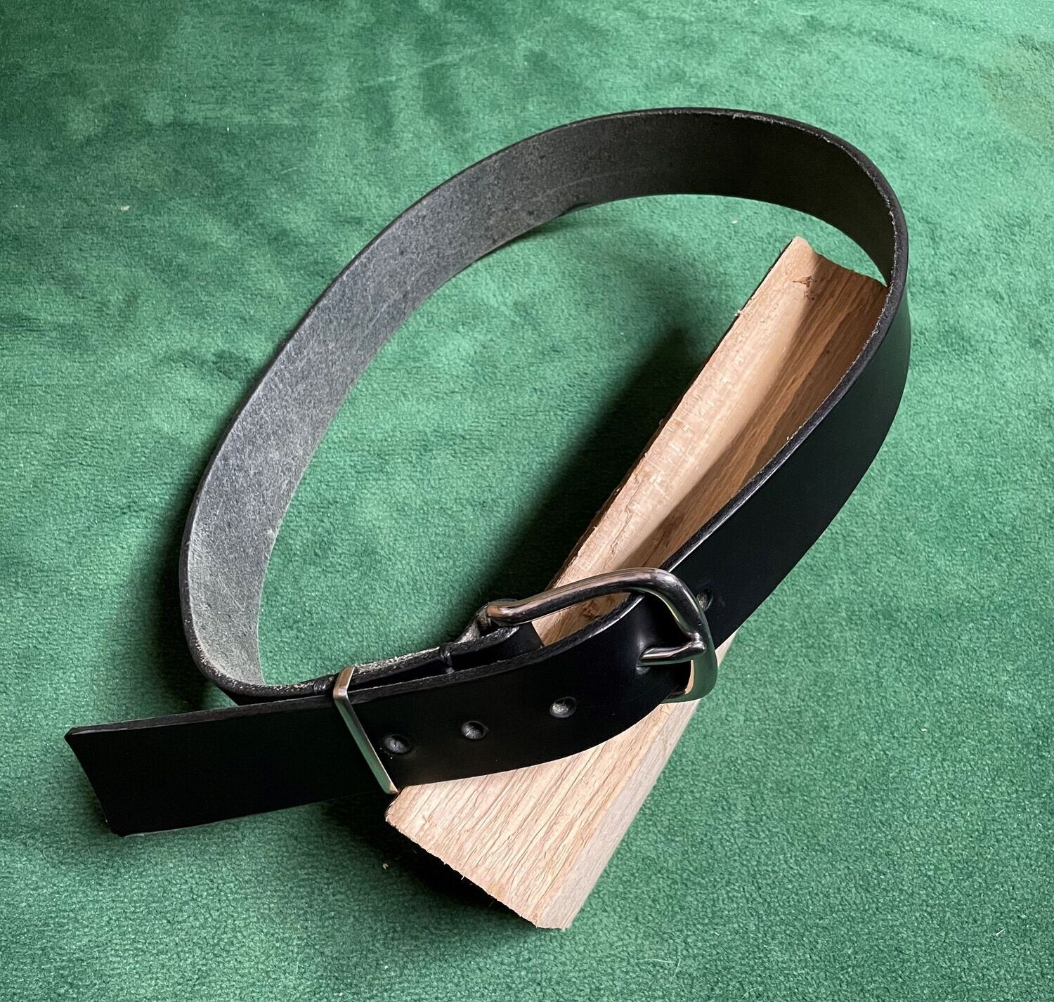 Ledergürtel Edelstahlschnalle und - Schlaufe