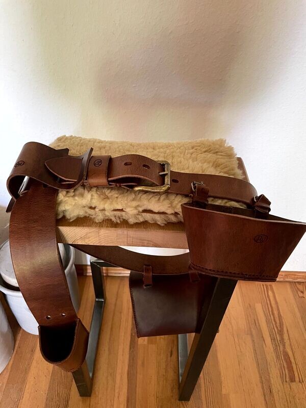 Standarten Leder Gürtel mit Taschen Standarten Leder Gürtel mit Taschen