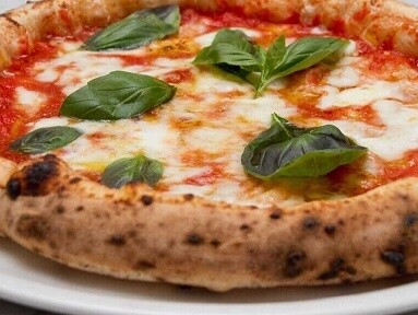 MARGHERITA MED BØFFELMOZZARELLA