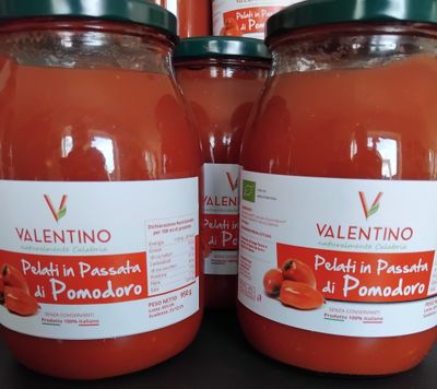 TOMATSAUS MED SKRELLET &quot;PELATI&quot; TOMATOER 0,5 LT