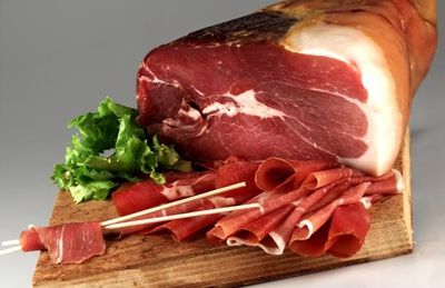 PROSCIUTTO CRUDO TUSCIA