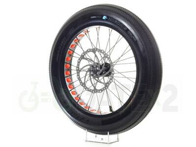 DATE VEEx1 ZIGZAG valószínűleg a legjobb VEE városi gumiabroncsok 204-es fatbike-okhoz a világon (PIROS felniszalag)