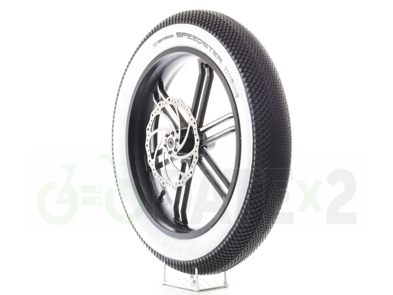 DATE VEEx3 SPEEDSTER white walls probably the lightest 20x4 VEE city tires in the world