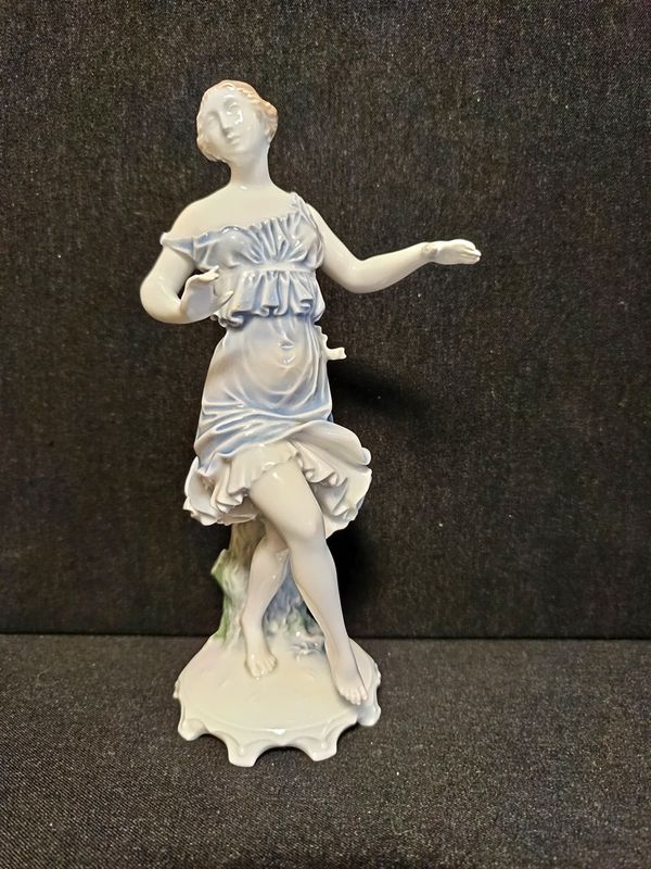Rosenthal - Arkadische Tänzerin, Modellnummer 174, Höhe 21,5 cm, um 1912