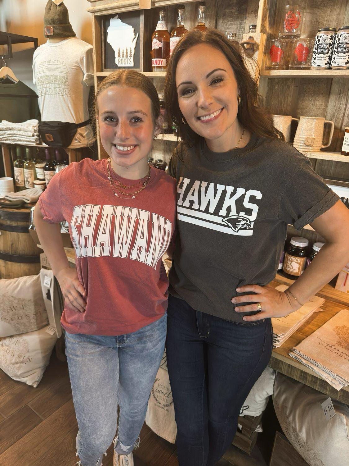 Tee Shawano | Red