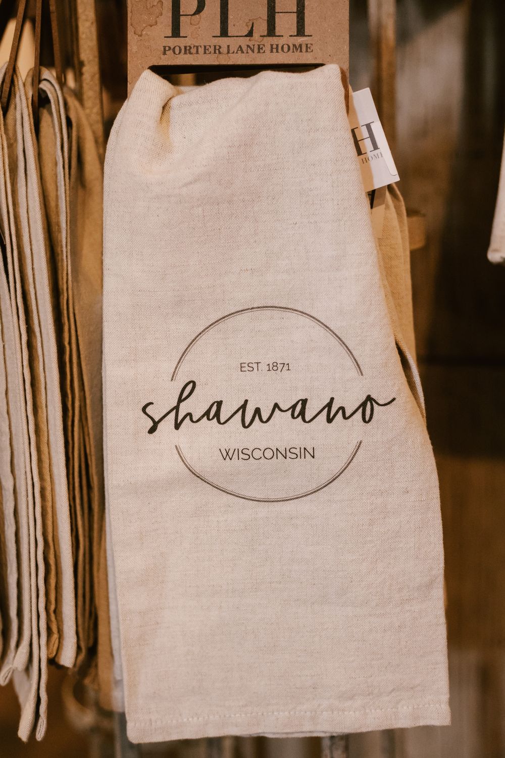 Towel Shawano Est 1871