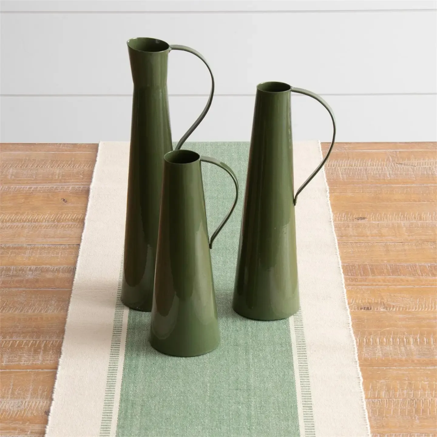 Green Pitcher Med