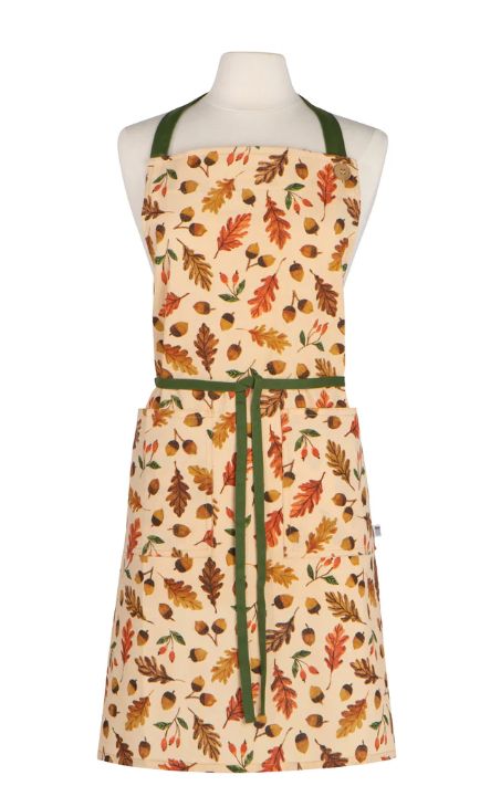 Apron Spruce Oak & Acorn